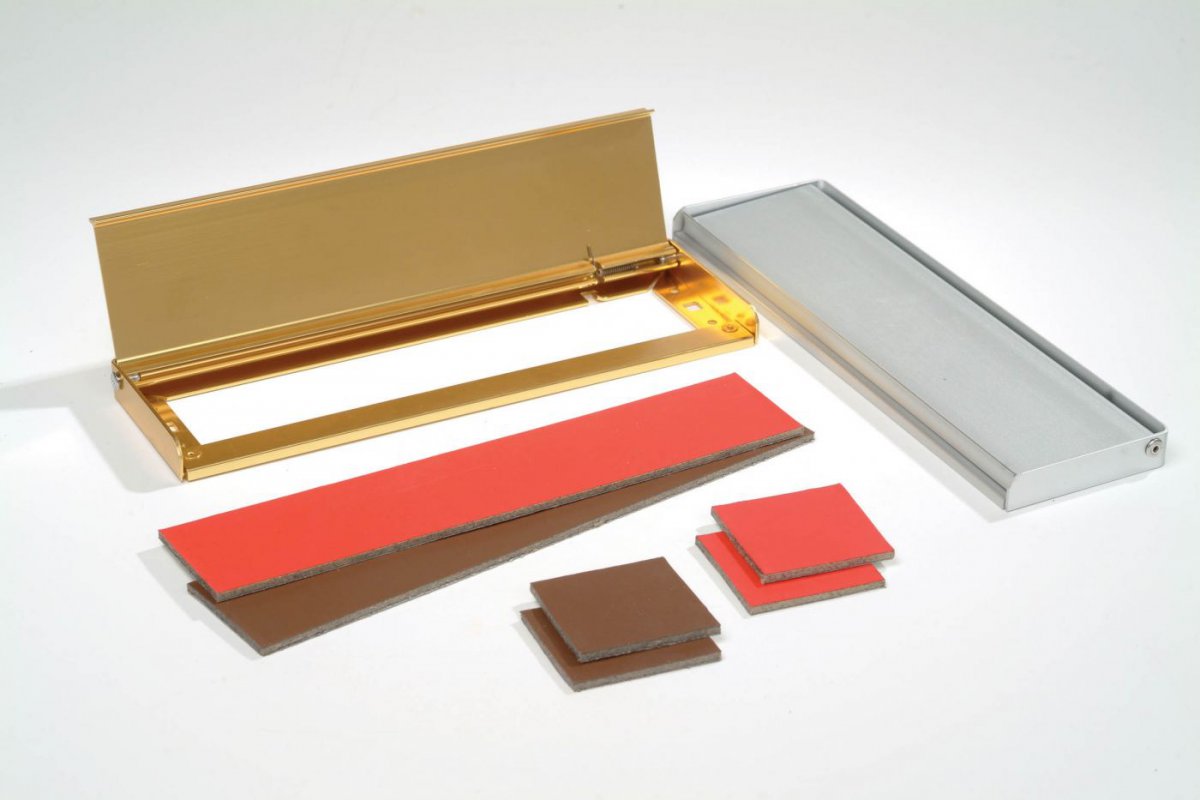 Gł&oacute;wny obraz Skrzynka pocztowa z wewnętrzną i zewnętrzną klapką 250X69X50 ognioodporność 60 min.